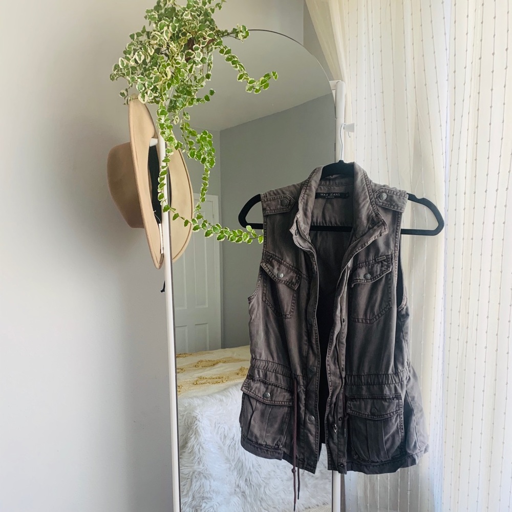 Chic Sporty Vest
